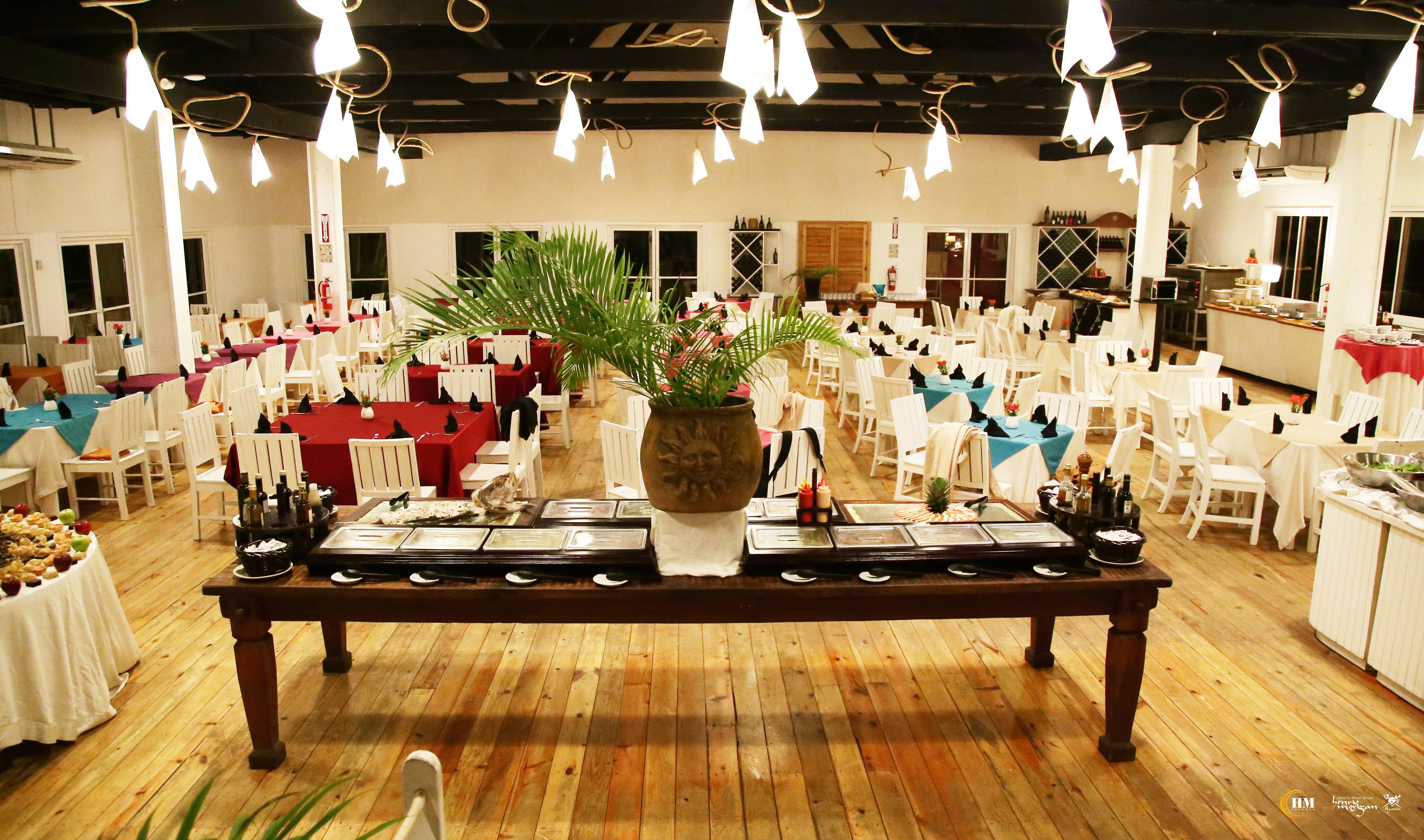 Hotel Henry Morgan All Inclusive West Bay Extérieur photo