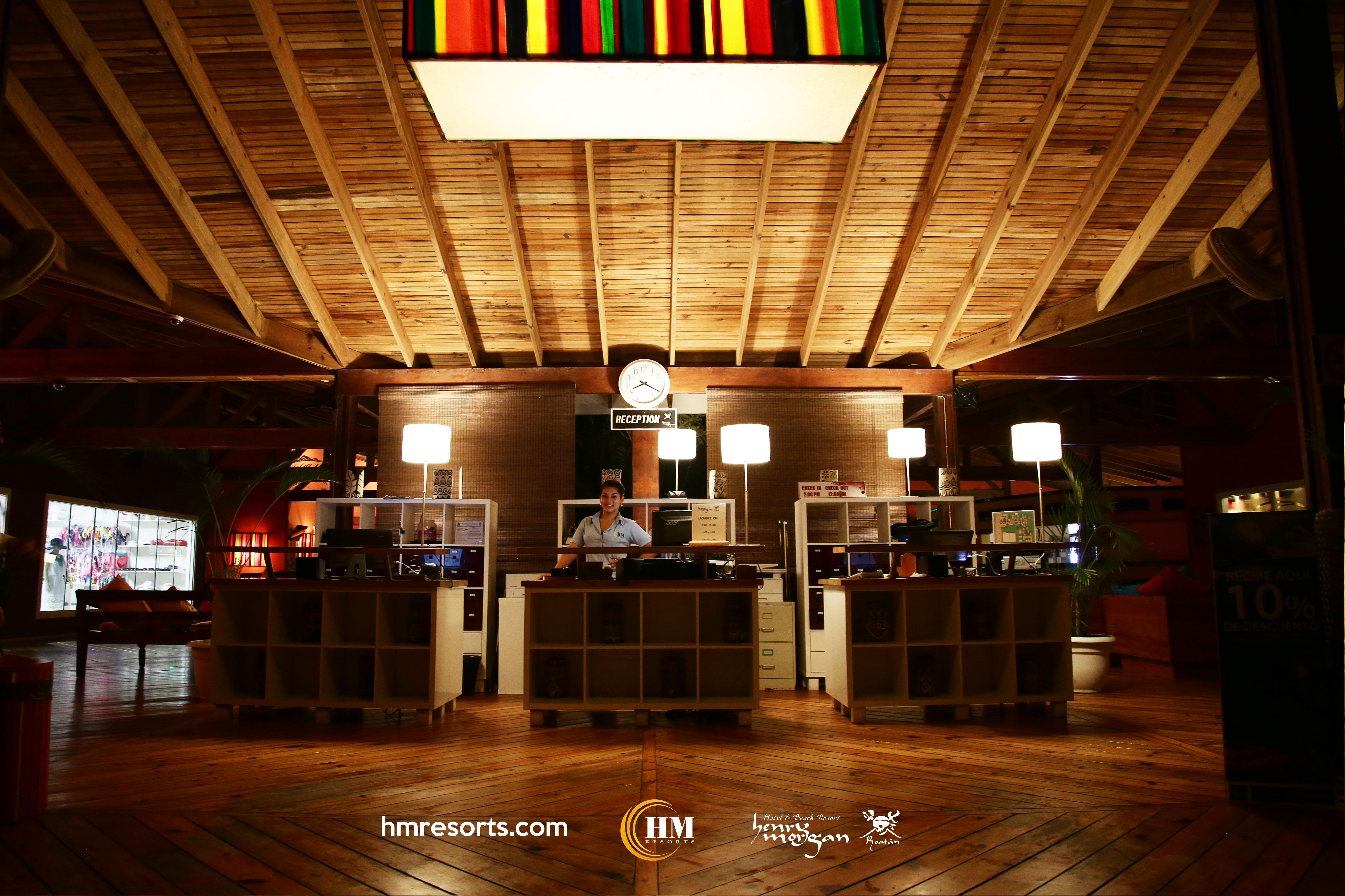 Hotel Henry Morgan All Inclusive West Bay Extérieur photo